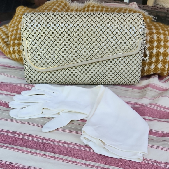 Handbags - Elegant Cream Checkered Clutch Metal Mesh Vintage
